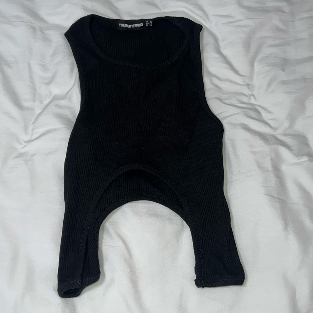 Black crop top